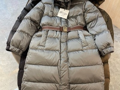 美拉德风女装秋冬新款羽绒服冬季连