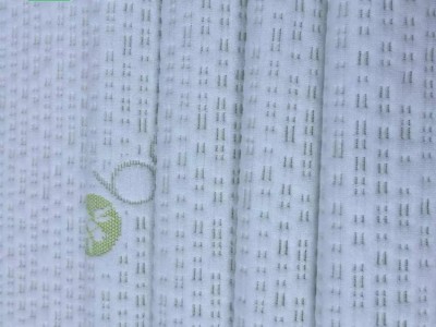 竹纤维色织提花空气层布料 乳胶枕头