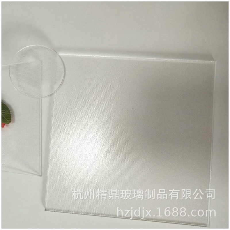 厂家定做各种规格钢化玻璃圆片 方片 深加工透明超白钢化玻璃面盖