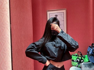 23秋冬新款外贸高端女士羽绒服中长