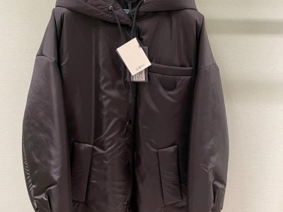 P家秋冬外贸新款连帽中长款羽绒服男