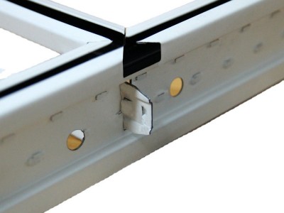 定 制批发32立体凹槽32X15mmT型烤漆