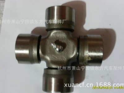 东风解放CA150万向节十字轴48x125
