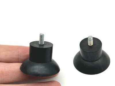 定 制黑色工业吸盘圆形橡胶螺杆吸盘