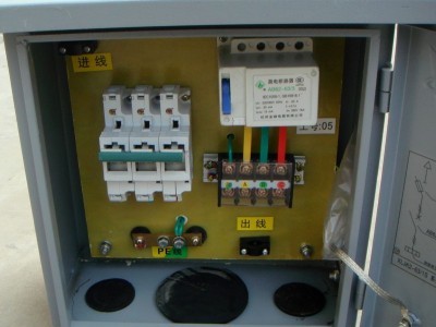 漏电断路器