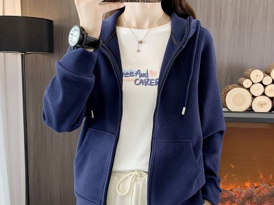 秋冬新款卫衣女士连帽加厚保暖时尚