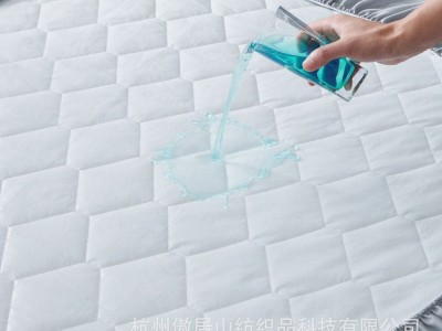 亚马逊热销磨毛夹棉绗缝加厚隔尿垫
