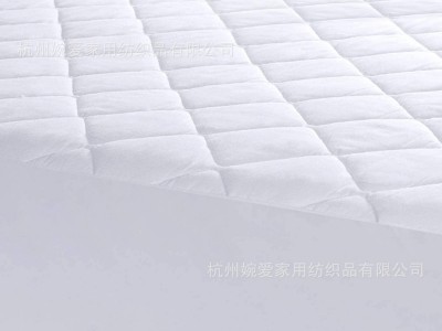 跨境春亚纺绗缝防水床罩透气 Quilte