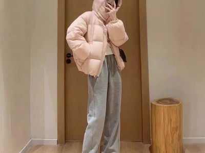 【现货】高级感超好看粉色连帽羽绒