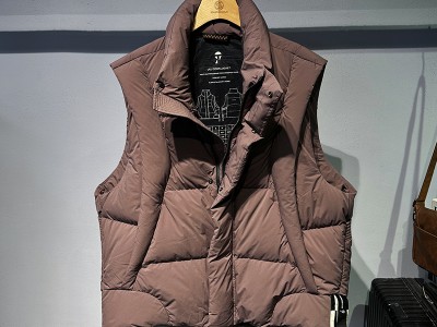 易麦2024秋冬新款立领防风羽绒服男