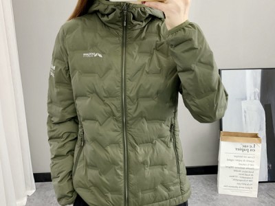 白鸭绒羽绒服女秋冬防钻绒连帽加厚