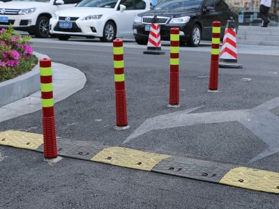 磁铁警示柱 磁钢警示柱 可变道警示