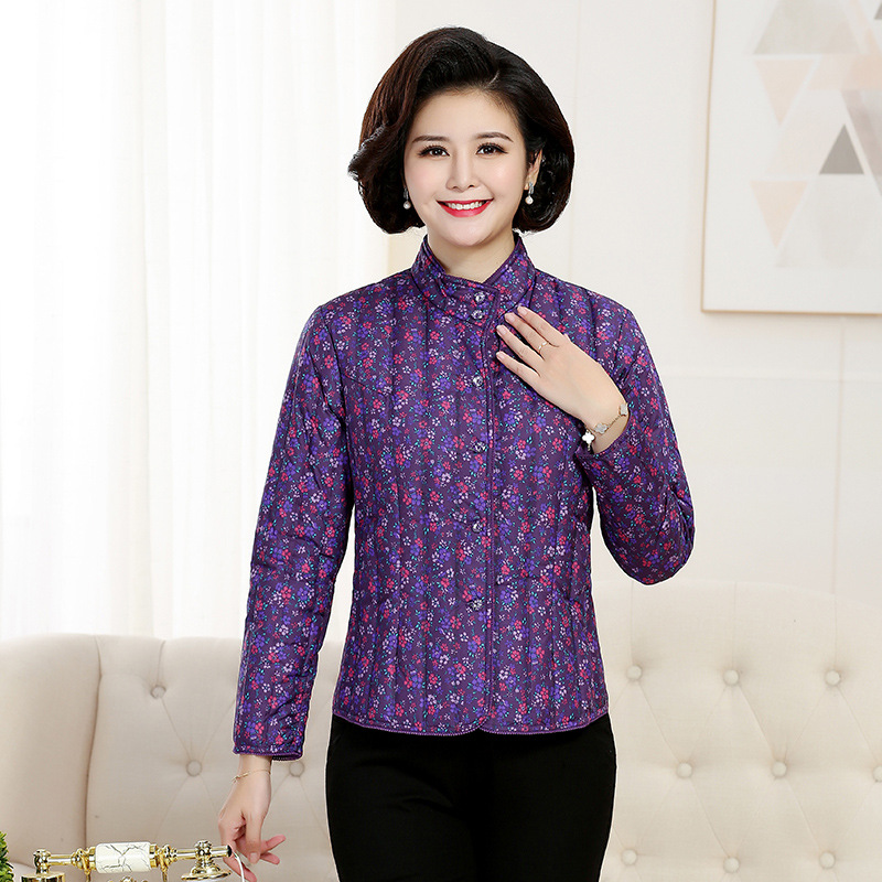 中羽中老年女羽绒服内胆秋冬保暖妈妈装鸭绒内衣内穿轻薄无缝上衣