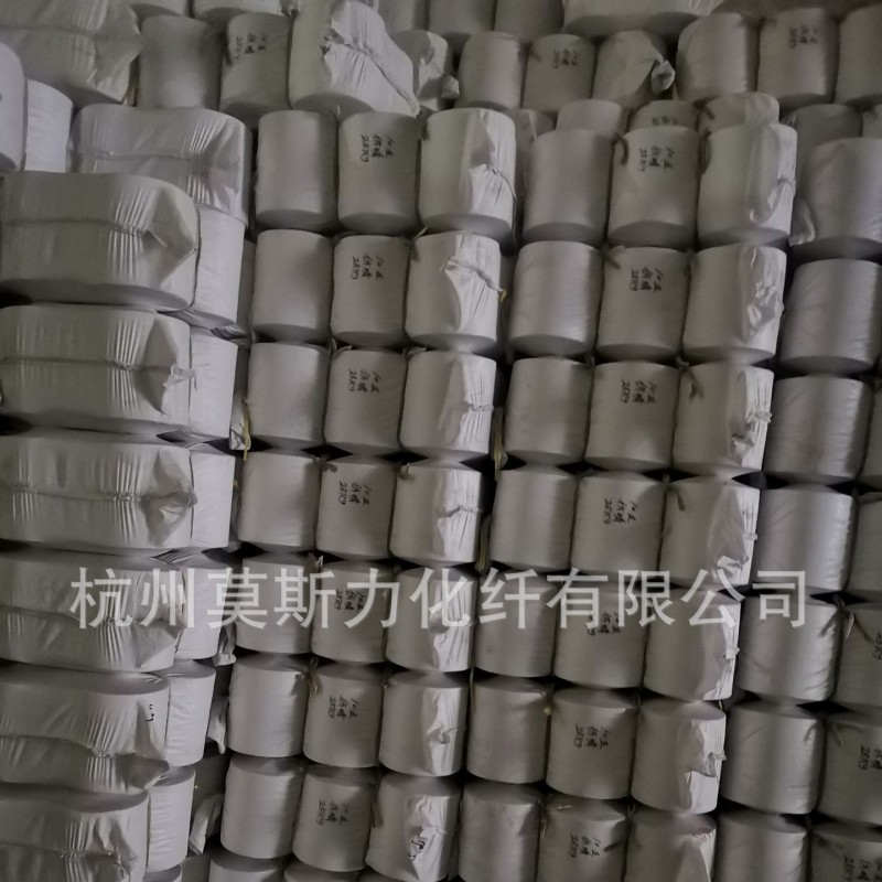 专业生产6支10支优等仿腈雪尼尔纱线