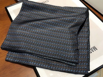 高档送礼100%真丝丝巾小方巾女百搭