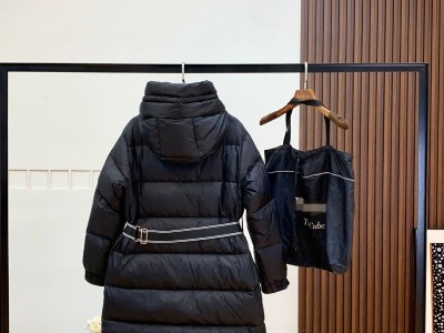 美拉德风女装秋冬新款羽绒服冬季连