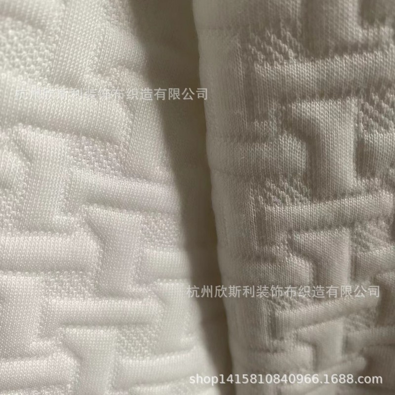 2021羽绒服装标准90%水洗纯白鹅绒国标过广检羽毛原料厂家批发价