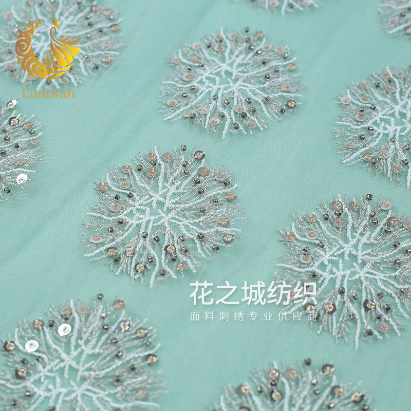 杭州服装纺织刺绣网布网纱平绣带亮片绣花面料绣花布加工定制工厂