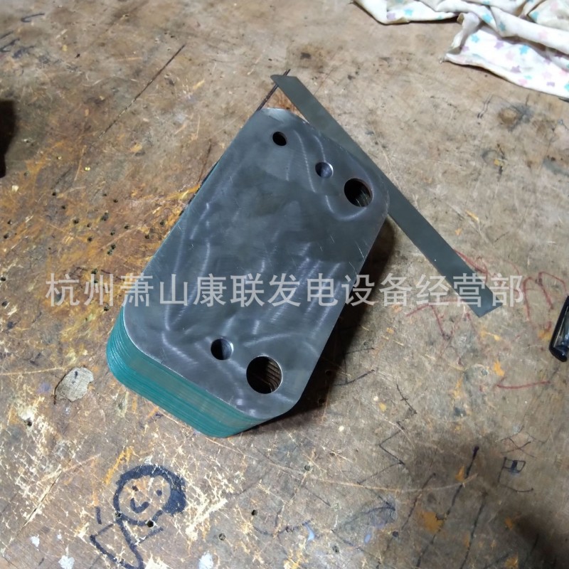 沃尔沃机油冷却器芯819244沃尔沃TAD740