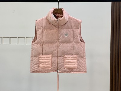 高版本法mc家马甲羽绒服减龄可爱少